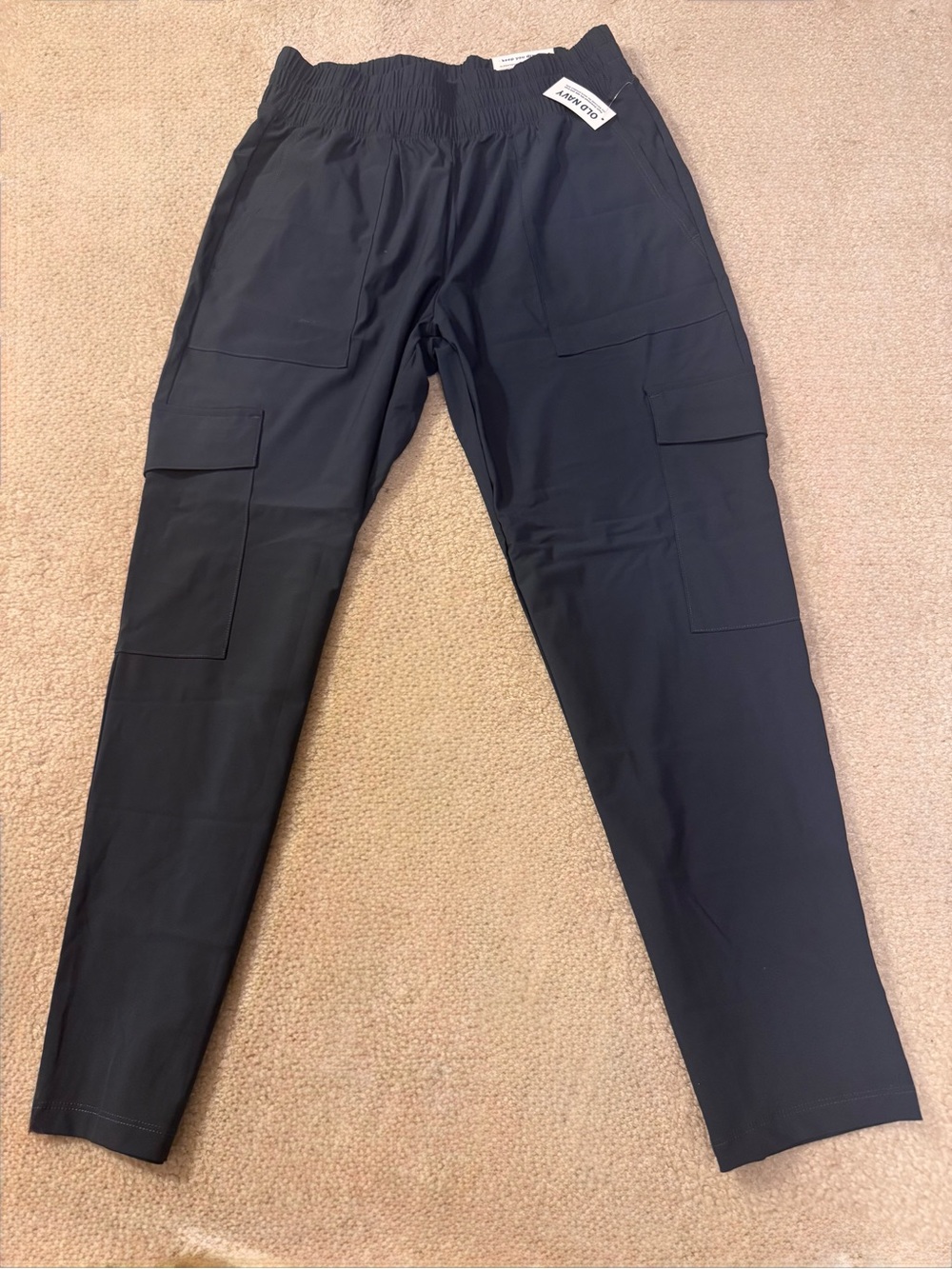 Old Navy Women’s Tapered Track Pants in Navy